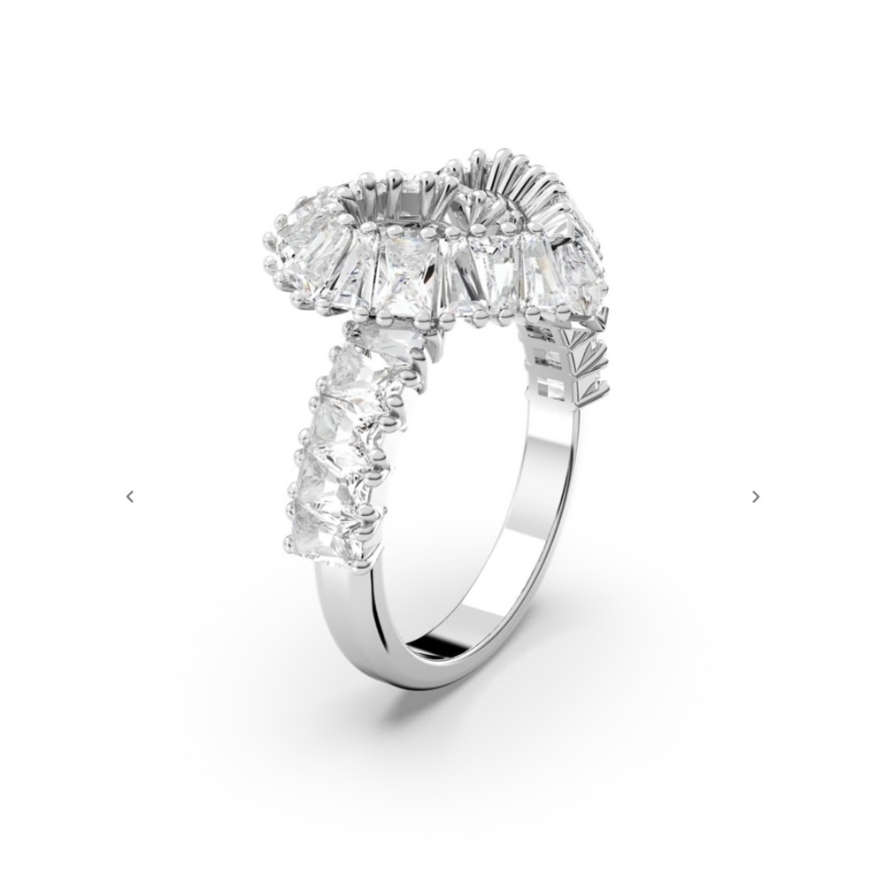 Swarovski Matrix Crystal Heart Ring, Mixed Cuts, Rhodium Plated - Picture 15 of 17